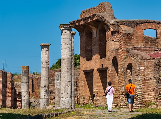 Ostia Antica Tour from Rome with Exclusive Access to Painted Houses